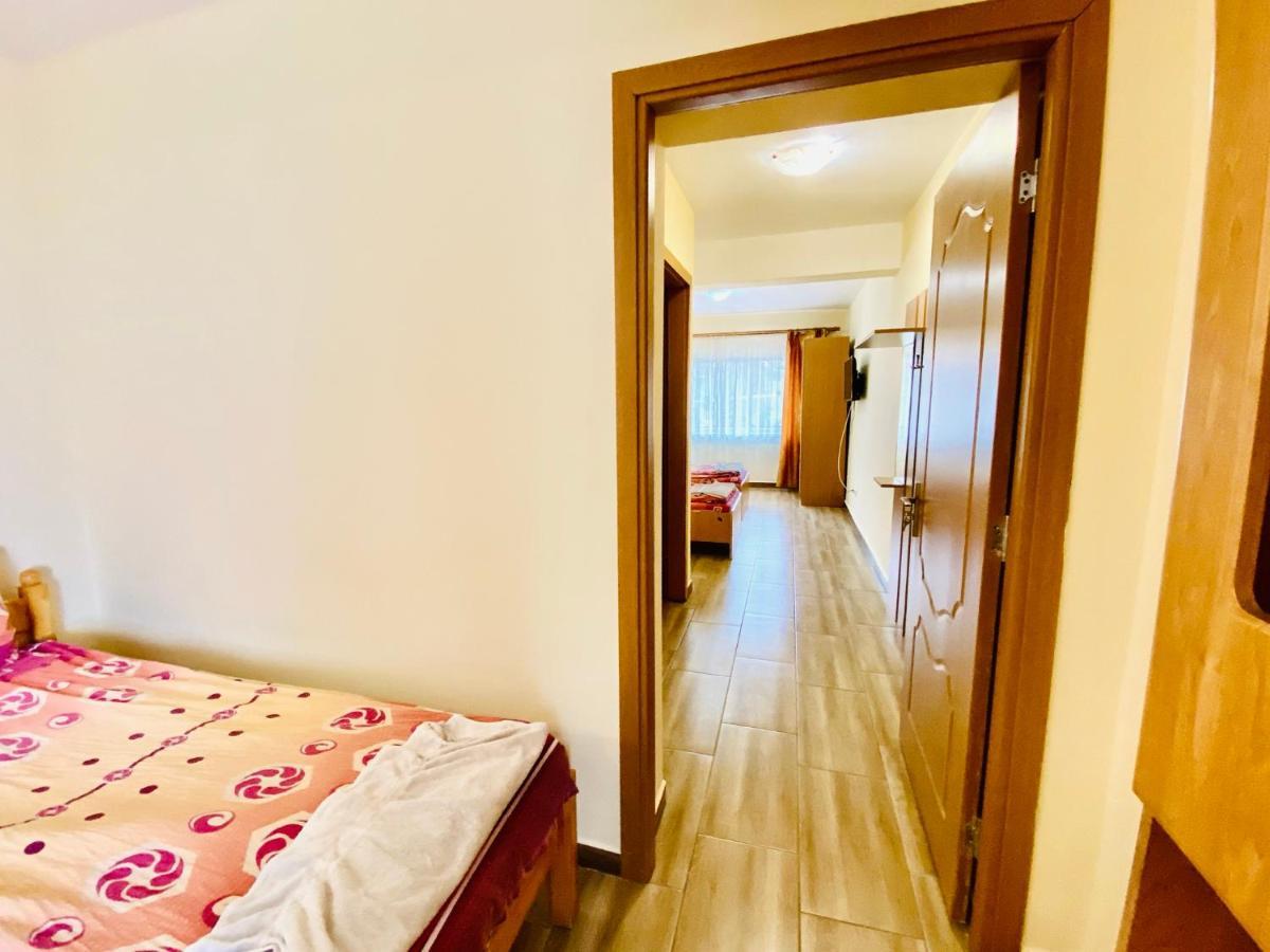 Hotel La Gradina Zalău Exterior foto