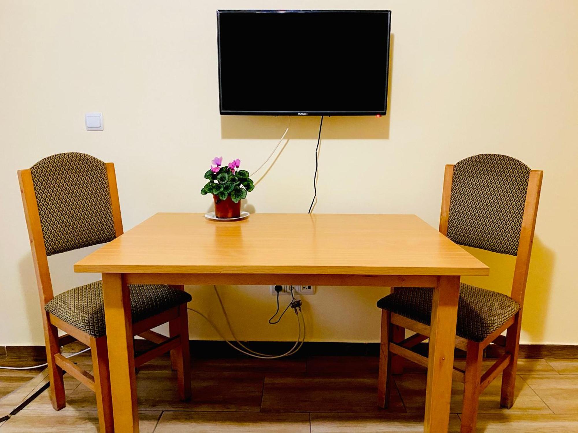 Hotel La Gradina Zalău Zimmer foto