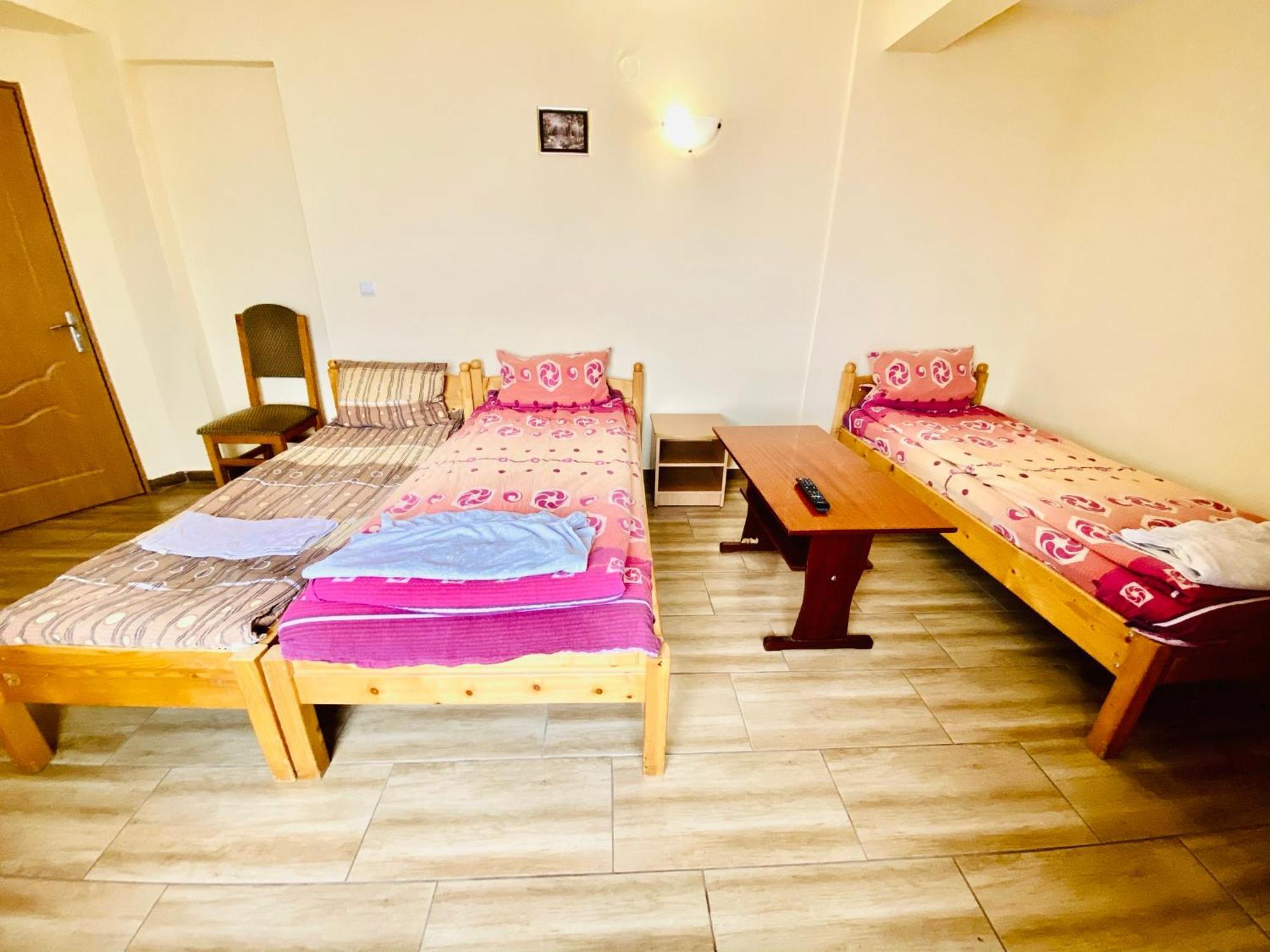 Hotel La Gradina Zalău Zimmer foto